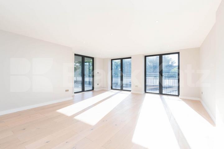 1326sqft 3 bed 3 bath apartment with a huge roof terrace  Tottenham Lane, Crouch End